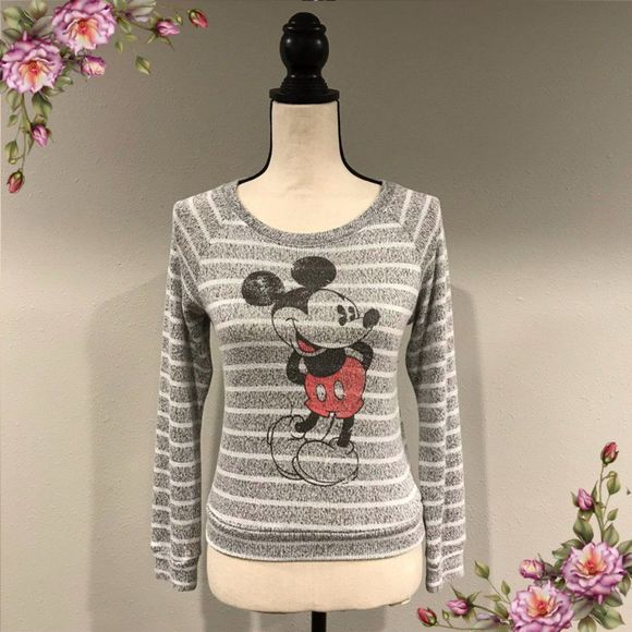 Disney Tops - 🌺 3/25$ Disney striped Mickey Mouse top